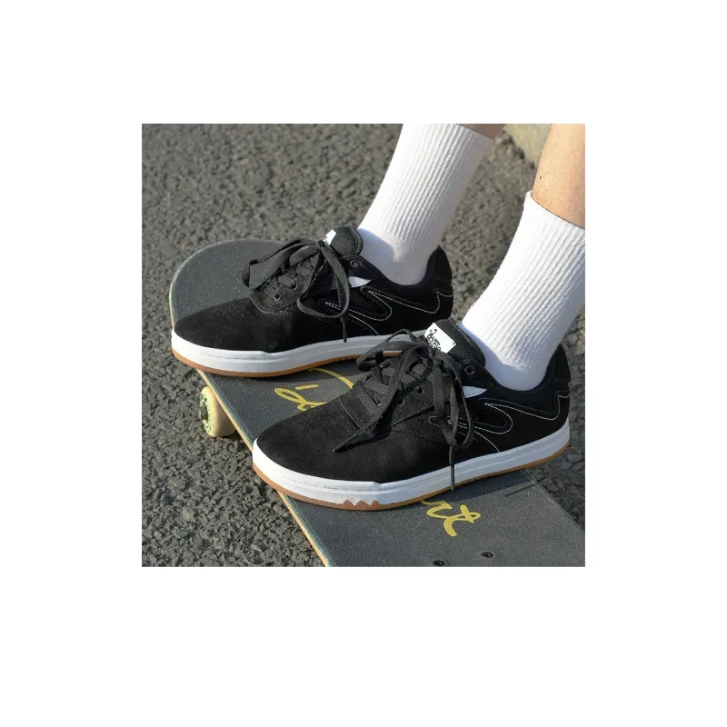 GOLUCK Ant Collection Coverage Cushioning Abrasion Resistant Low Top Skateboard Shoes Unisex Black White-7