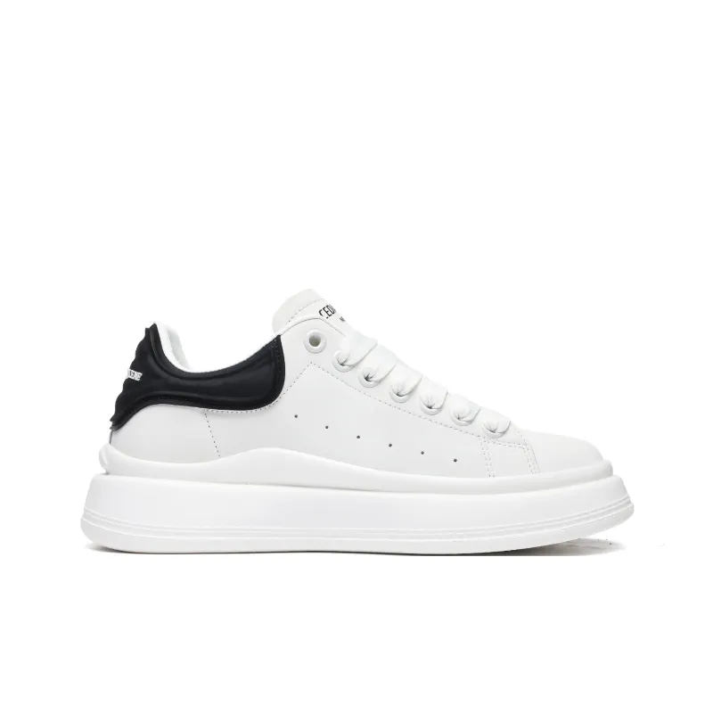 CEDAR HAN Small White Shoes Cushioning Wear Resistant Low Top Skateboard Shoes Unisex-1