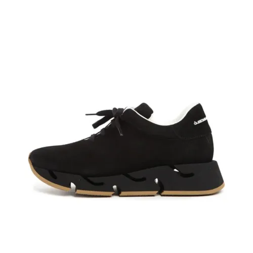 Paloma Barceló Casual Shoes Women's Low-Top Black