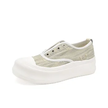 FOXER White Skateboard Shoes Anti Slip And Wear Resistant Height Increasing Low Top Canvas Shoes Women's
