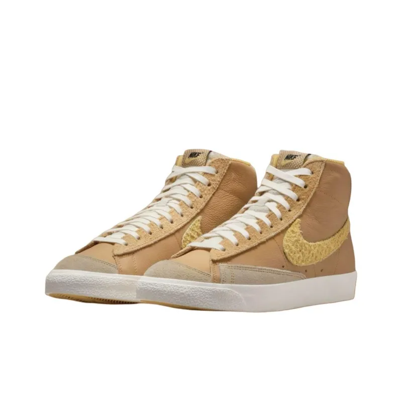 Nike Blazer Mid 77 Vintage Waffle 2.0-2
