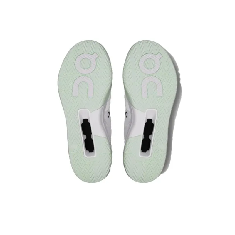 On THE ROGER Clubhouse Pro Low Top Tennis Shoes Men's White-4