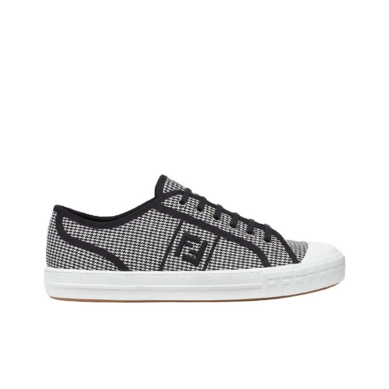 FENDI Domino Low Top Stylish Skateboarding Shoes Men's Black White-1