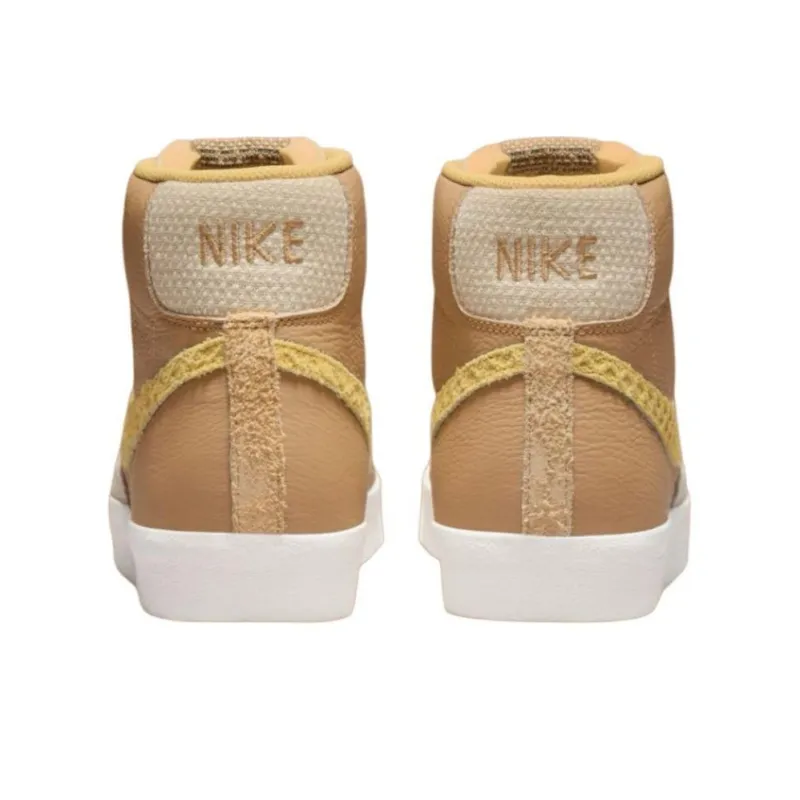 Nike Blazer Mid 77 Vintage Waffle 2.0-4