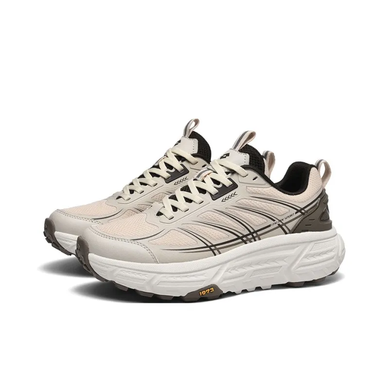 LOTTO Wild V2 Non slip Wear resistant Impact resistant Low Top Outdoor Shoes Women's Light Oat-1