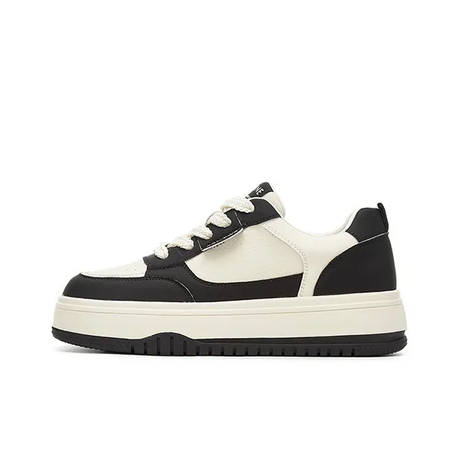 DAPHNE Low Top Skateboard Shoes Women's-0