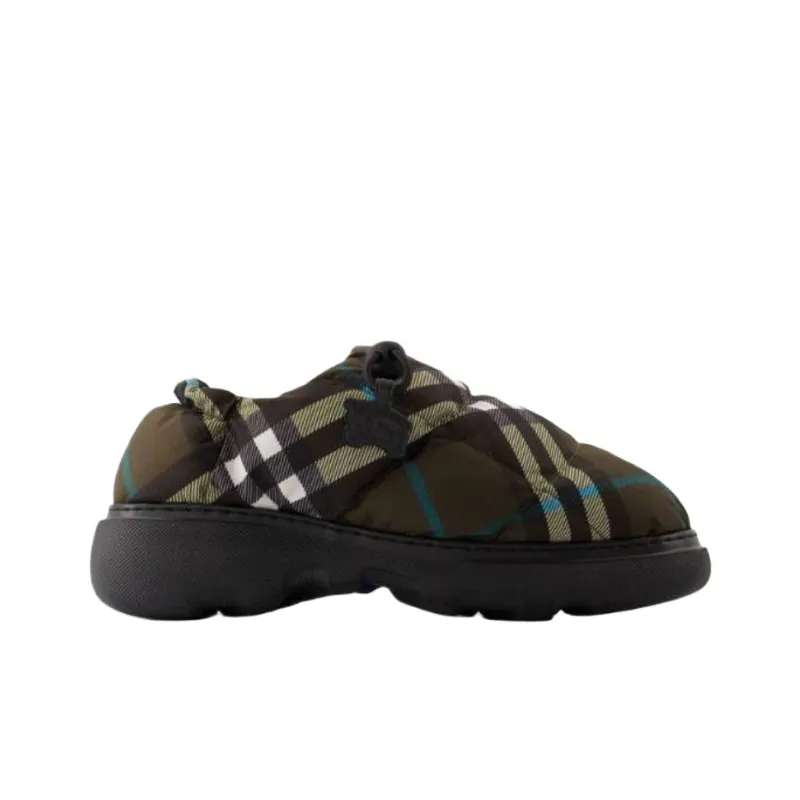 Burberry Casual Shoes Women's Green-1