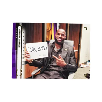 PANINI 2022 23 Photogenic Lakers LeBron James Total Points 38 390 Commemorative Card Sports Cards 1 Pc