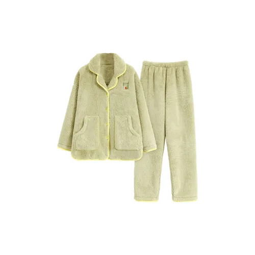 The Story Of The Flower Season Pajama Set Women's Light Green
