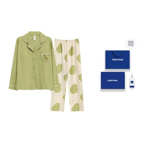 Floating Light Islands Pajama Set Women's Gift Box Set Green