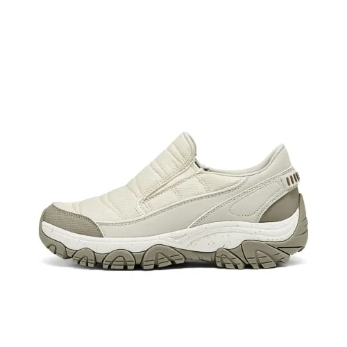 Skechers OUTDOOR Hiking / Trekking Shoes Women's Low-Top Ivory