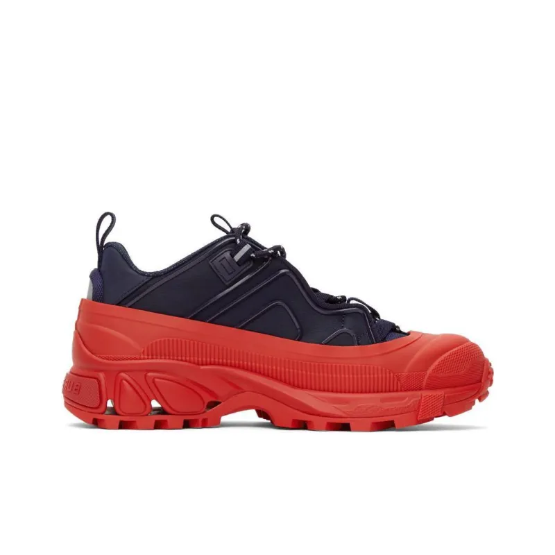 Burberry Arthur Navy Red-1
