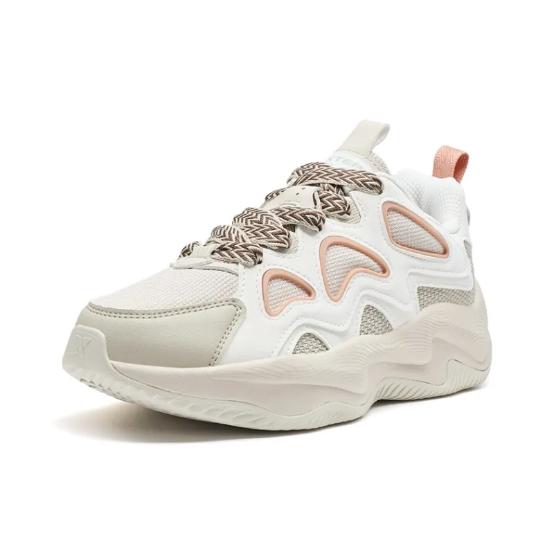 XTEP Lightning 5.0 Height Increasing Abrasion Resistant Low Top Casual Shoes Women's White Green-1