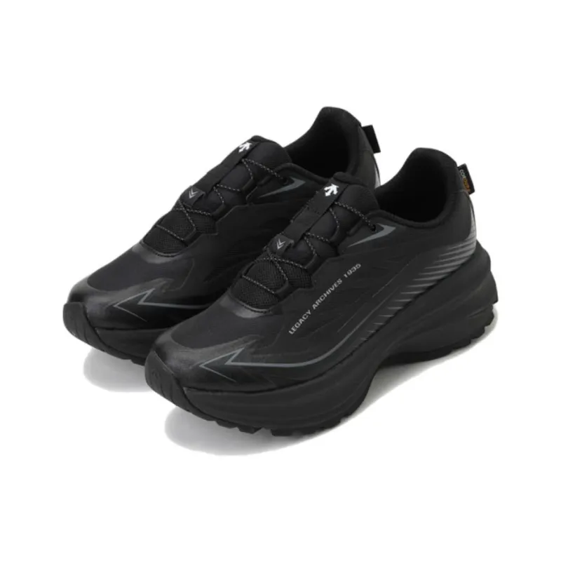 DESCENTE City Lift Slip Resistant Low Top Running Shoes Unisex Black-1
