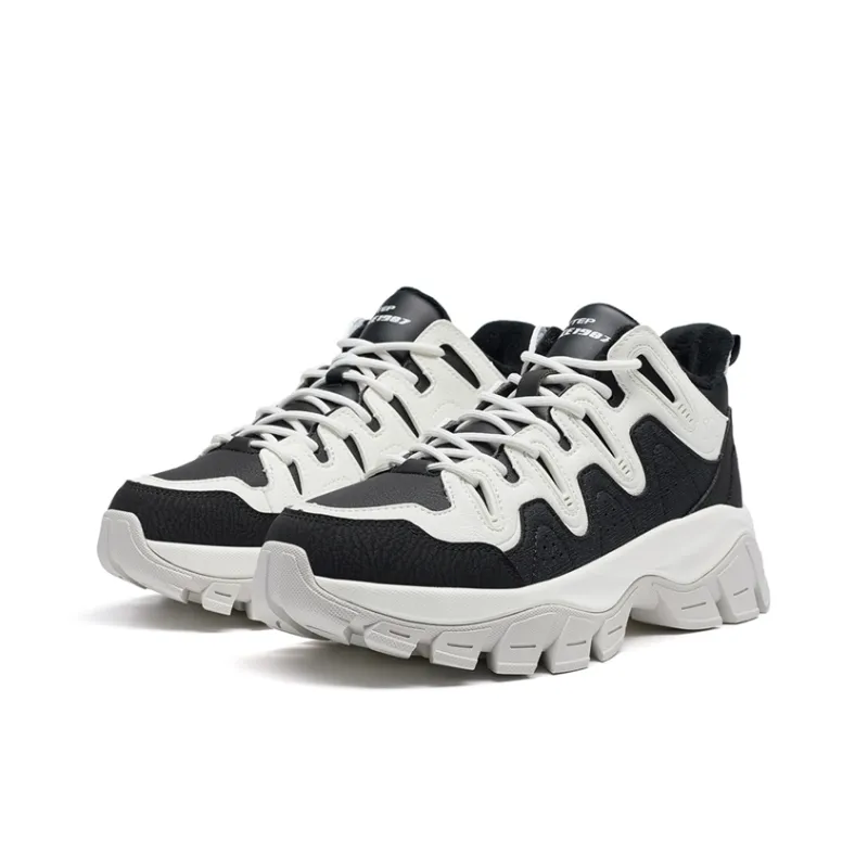 XTEP Chuanxing Lite Slip Resistant Warm Mid Top Casual Shoes Women's Black Sail White-2