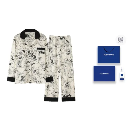Floating Light Islands Pajama Set Women's Gift Box Set Apricot