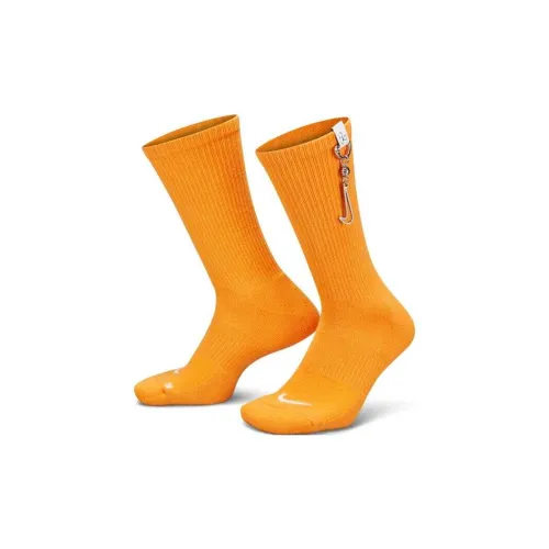 Nike Unisex Mid-Calf Socks