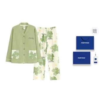 Floating Light Islands Pajama Set Women's Box Green