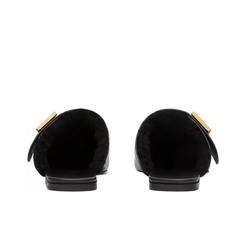 Burberry Slip Resistant Closed Toe Slippers Women's Black-2