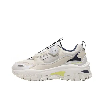 AKIII CLASSIC URBAN TRACKER FREELOCK Chunky Sneakers Low Top Casual Shoes Unisex White Navy Blue
