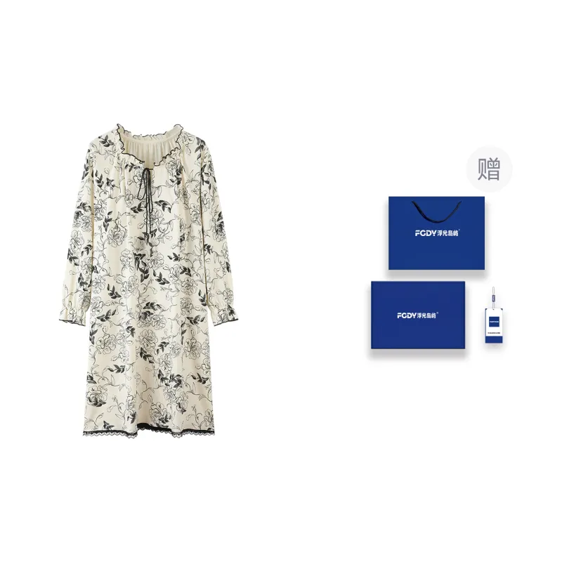 Floating Light Islands Nightgown Women's Gift Box Set Ecru-0