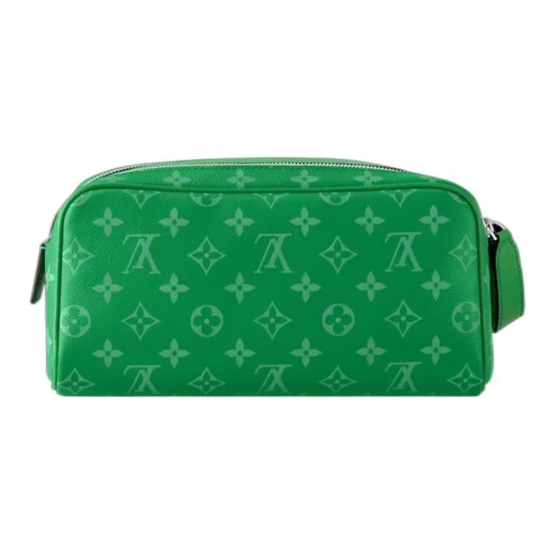 LOUIS VUITTON M31037 Dopp Kit-1