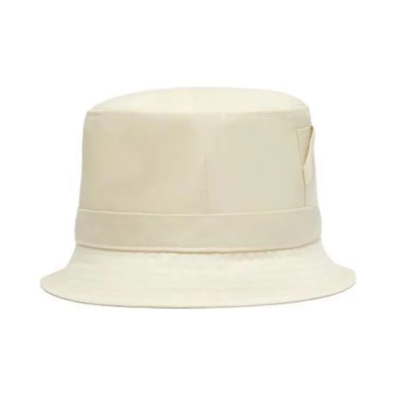 Jacquemus Le Bob Ovalie Bucket Hat-1