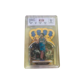 PANINI Cade Cunningham 2022 23 Court Royale Crown Shaped Card Ice Fragment Holographic Card Ref 9.5 Graded Cards 1 Pc