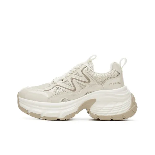 15 MINS Wanderer Low Top Chunky Sneakers Women's