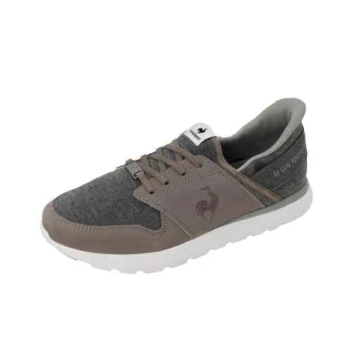 DESCENTE Lifestyle Shoes Women's Low-Top Brown