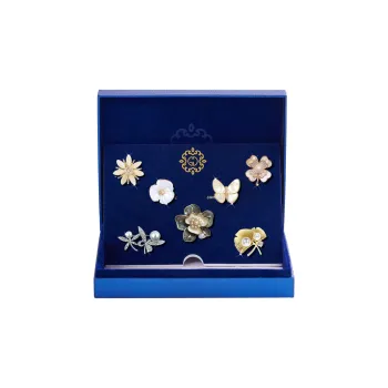 GAGA Brooches Women's