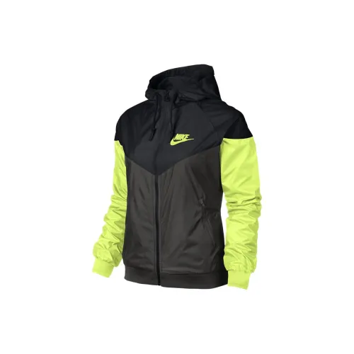 Nike Jackets Women's Black