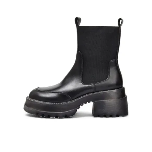 TOOMANYSHOES Chelsea Boots Women's Black