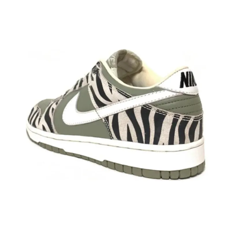 Nike Dunk Low Daktari-2