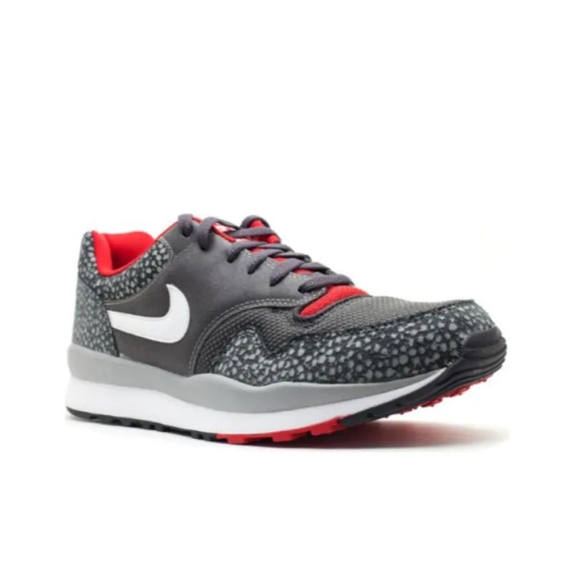 Nike Air Safari Le Gym Red-2