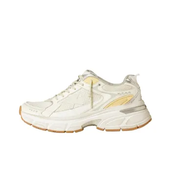 Golden Goose Lightstar Low Top Casual Shoes Women's Pure White