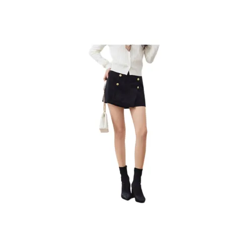 Love to serve Casual Shorts Women's Black