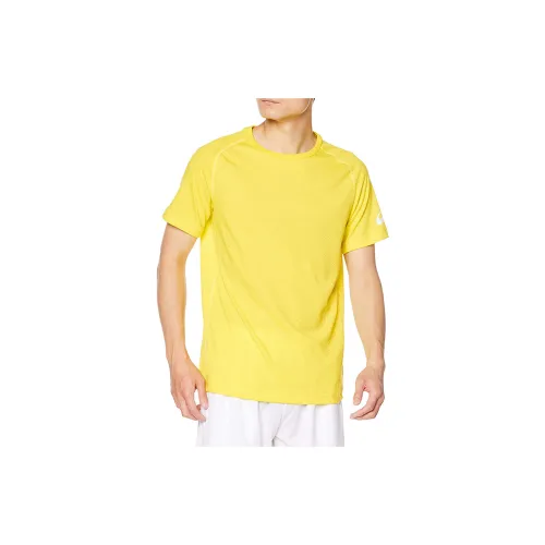 Asics T-Shirts Men Light Yellow