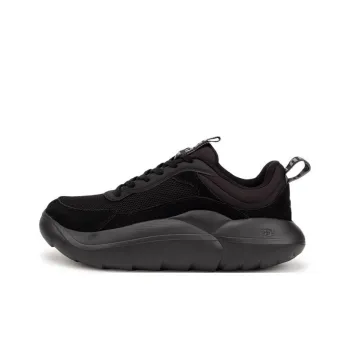 UGG Low Top Casual Shoes Women's Black