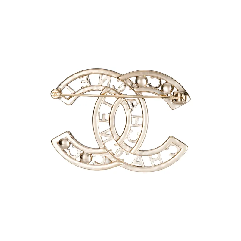 CHANEL CC Metal Brooches Unisex Gold-2