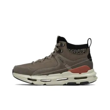 Clarks Cushioned Slip Resistant High Top Hiking Shoes Men's Brown/Black