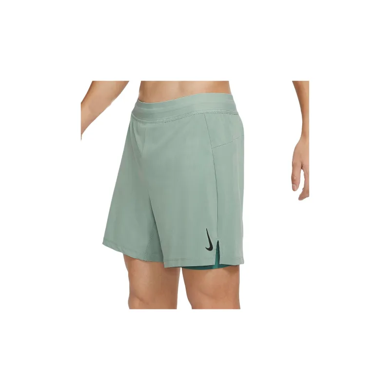 Nike Sports Shorts Men Light Green-3