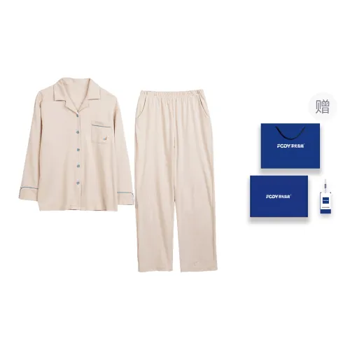 Floating Light Islands Pajama Set Women's Gift Box Set Ecru
