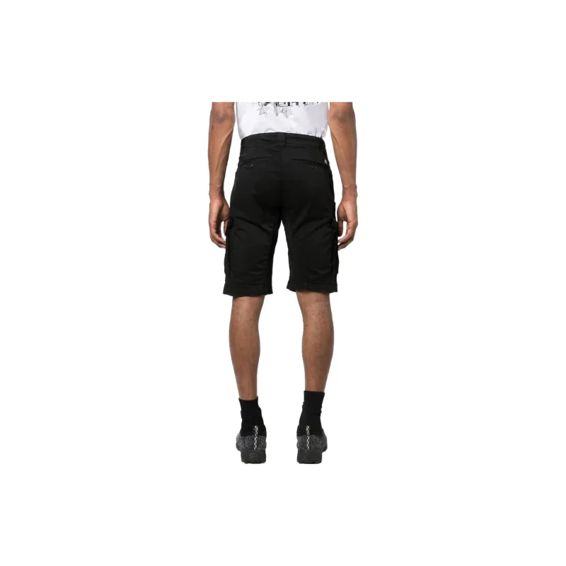 C.P.Company Lens Detailed Cargo Shorts-4