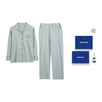 Floating Light Islands Pajama Set Women's Box Gray