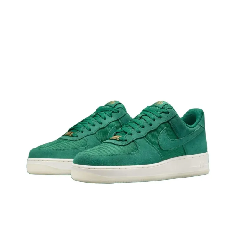 Nike Air Force 1 Low '07 LV8 Malachite Pale Ivory Metallic Gold-2