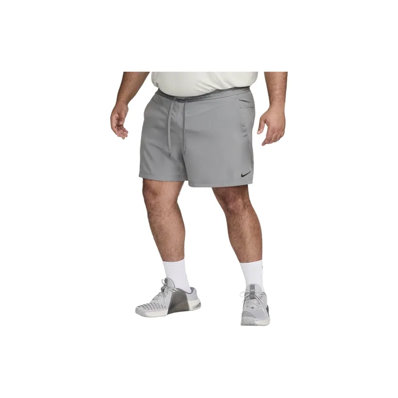 Nike Form Men's Dri FIT 5' Unlined Versatile Shorts-4