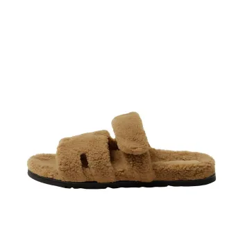 HERMES Chypre Sandal Beige Gobi Woolskin M