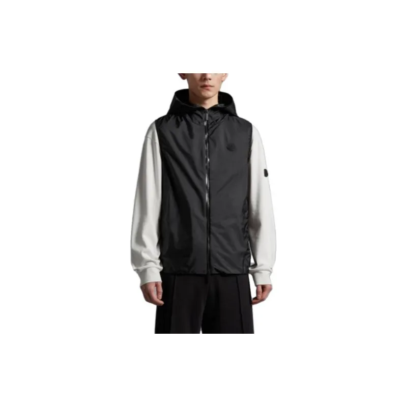 Moncler Pakito Hooded Gilet-3