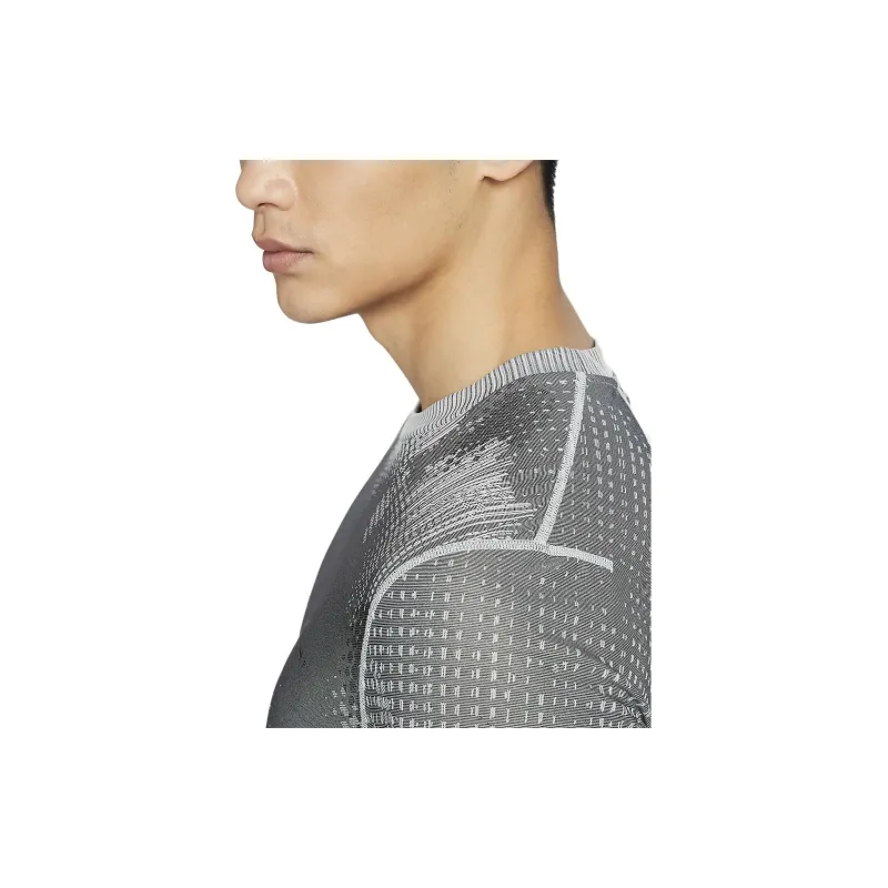 Nike T Shirt Men's Light Silver-2